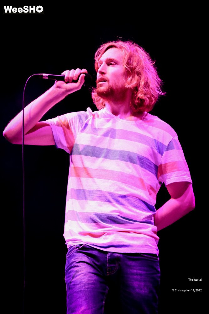 22/44 photos du spectacle The Aerial