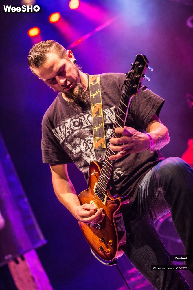 15/28 photos du spectacle Exuviated