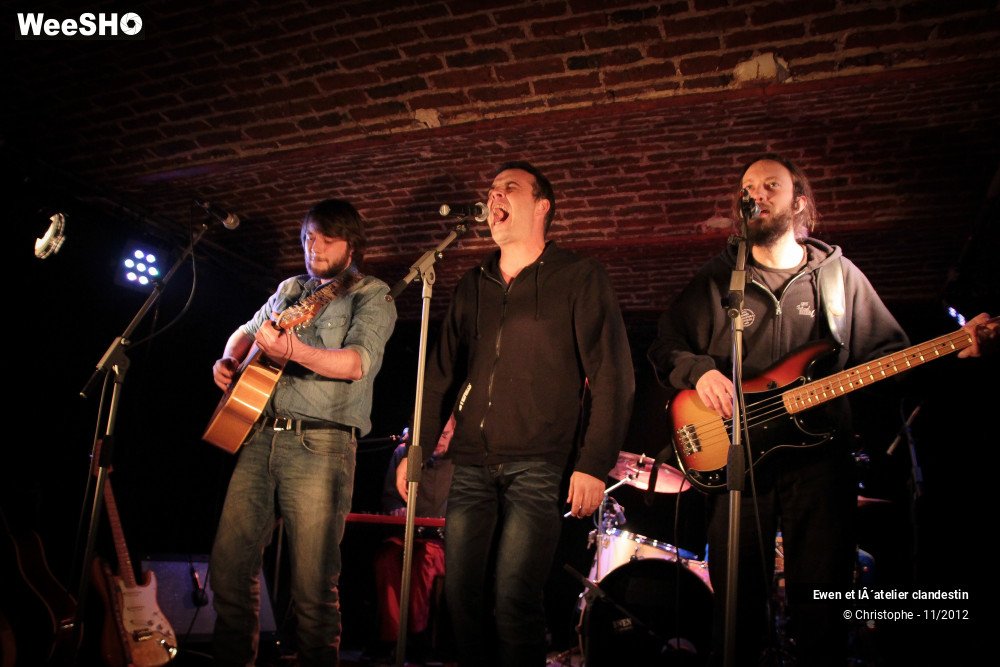 11/45 photos du spectacle Ewen et l'atelier clandestin