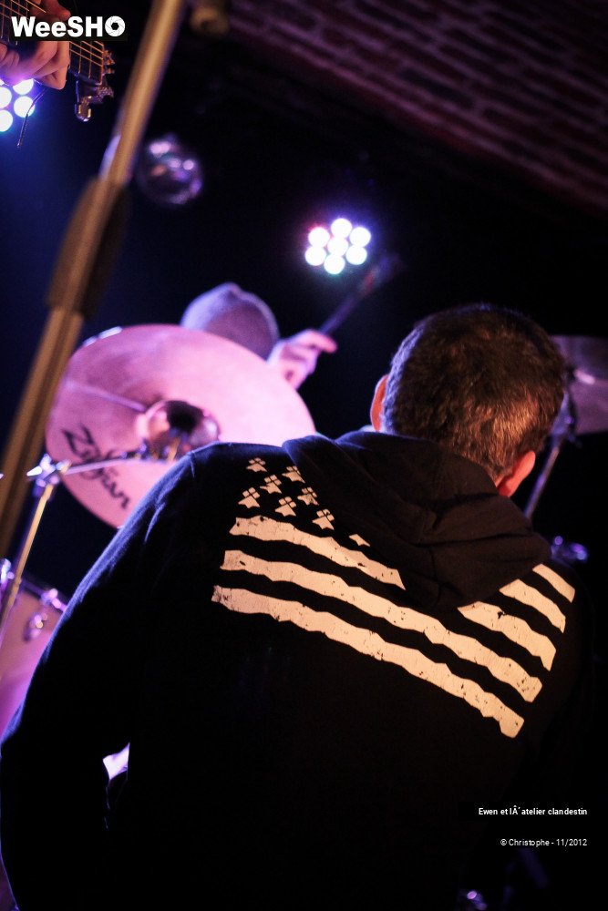 33/45 photos du spectacle Ewen et l'atelier clandestin