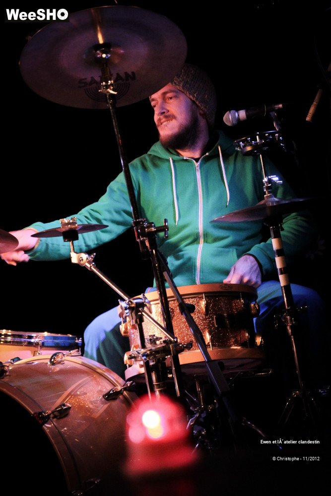 41/45 photos du spectacle Ewen et l'atelier clandestin