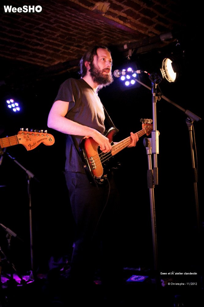 45/45 photos du spectacle Ewen et l'atelier clandestin