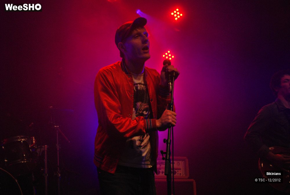 5/18 photos du spectacle Bikinians
