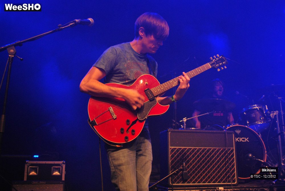 17/18 photos du spectacle Bikinians