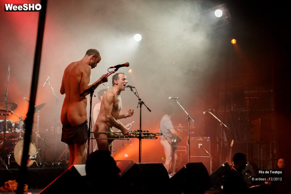 2/32 photos du spectacle Les fils de Teuhpu