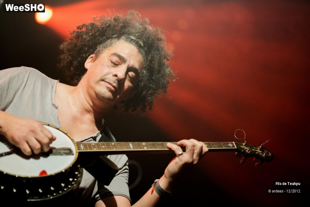 4/32 photos du spectacle Les fils de Teuhpu