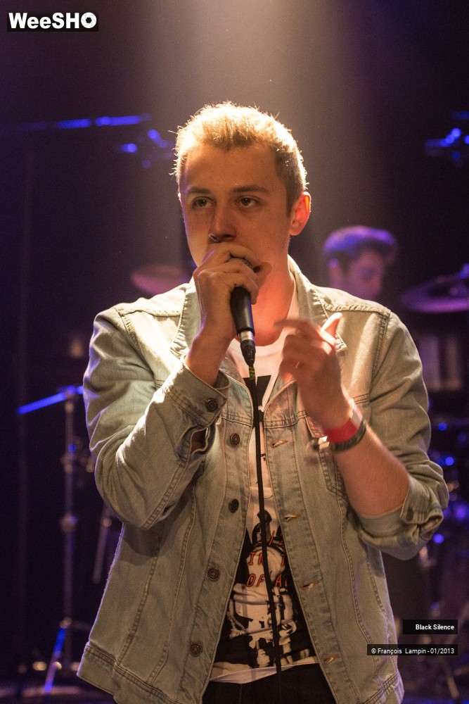 14/27 photos du spectacle Black Silence