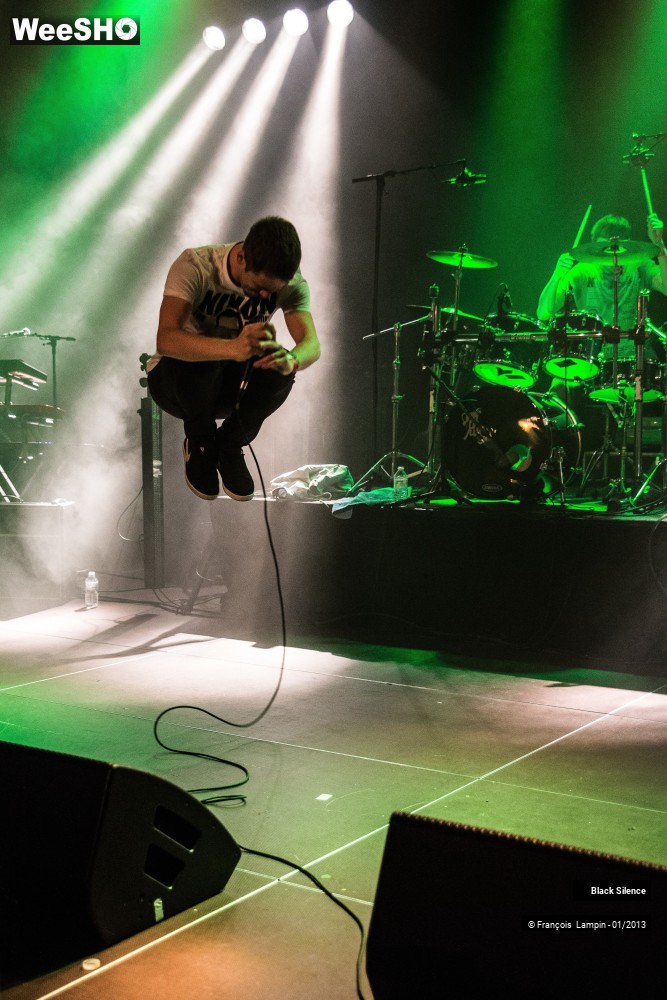 20/27 photos du spectacle Black Silence