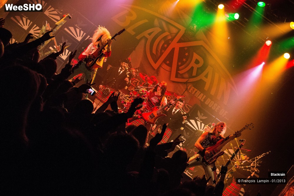 32/49 photos du spectacle Blackrain