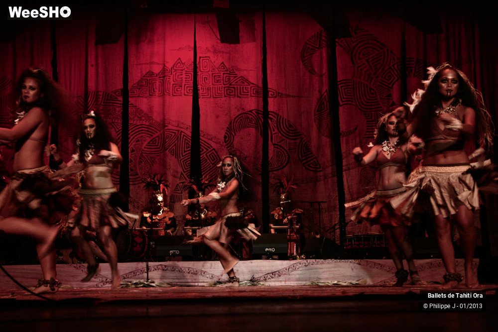 2/16 photos du spectacle Ballets de Tahiti Ora