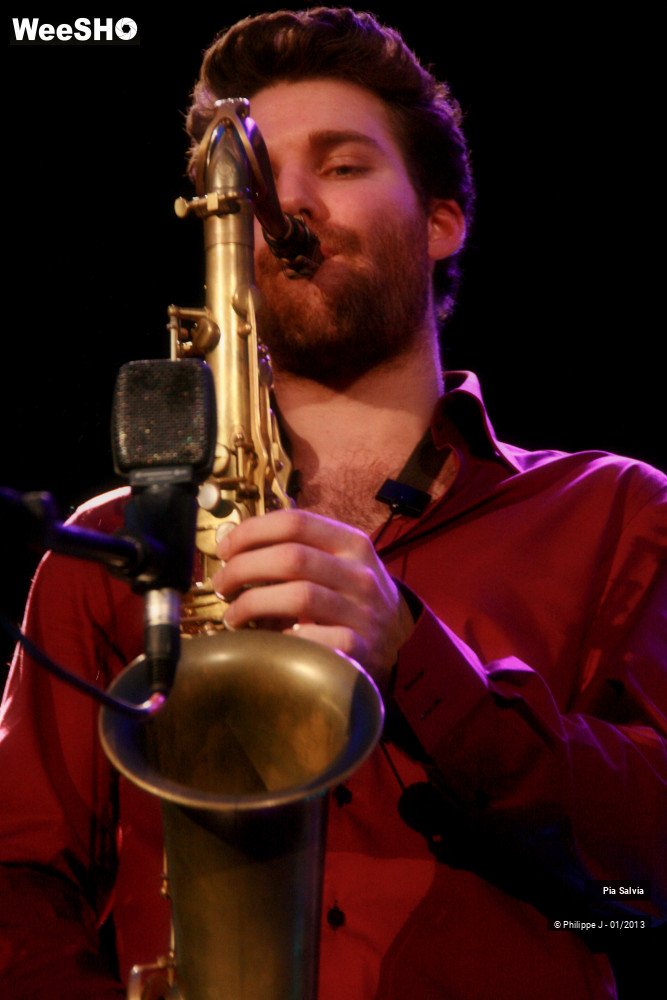 14/20 photos du spectacle Pia Salvia