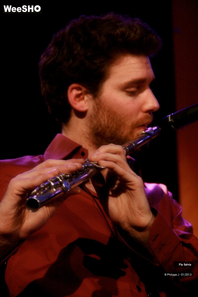 15/20 photos du spectacle Pia Salvia