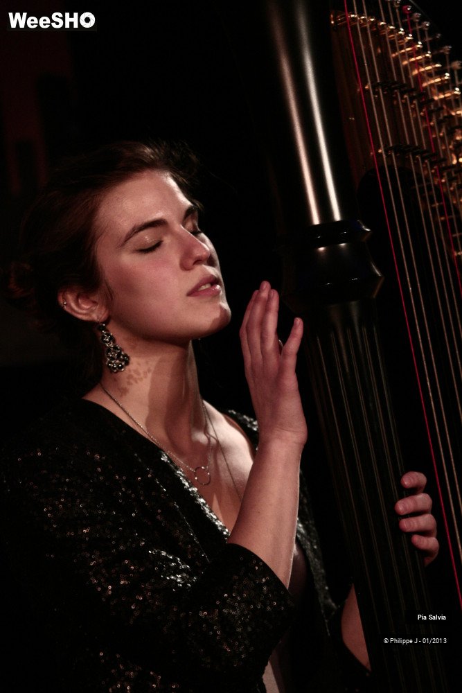 19/20 photos du spectacle Pia Salvia