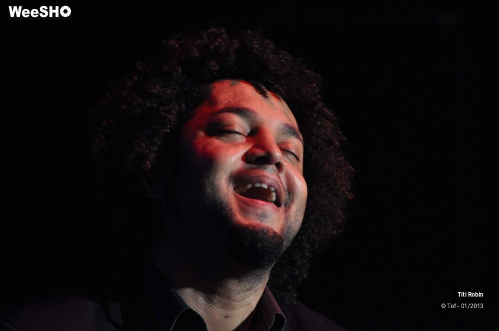 12/40 photos du spectacle Titi Robin