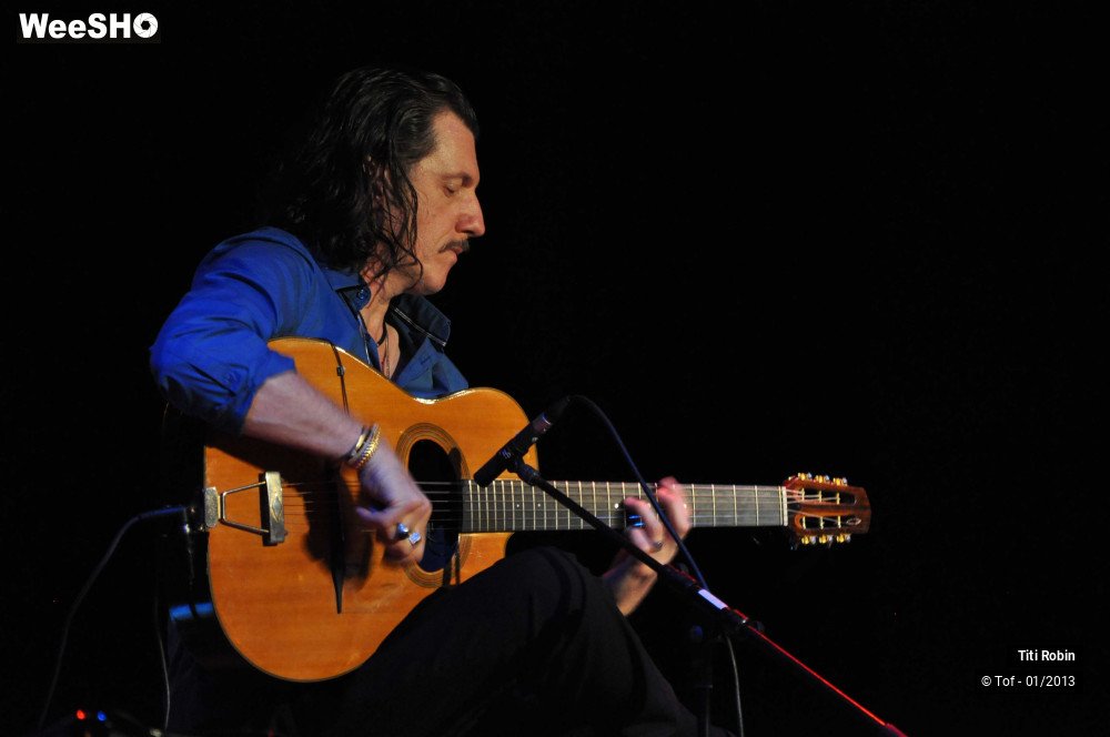 13/40 photos du spectacle Titi Robin