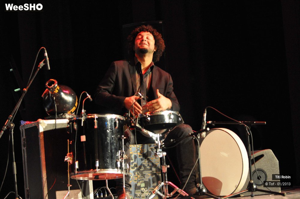 18/40 photos du spectacle Titi Robin