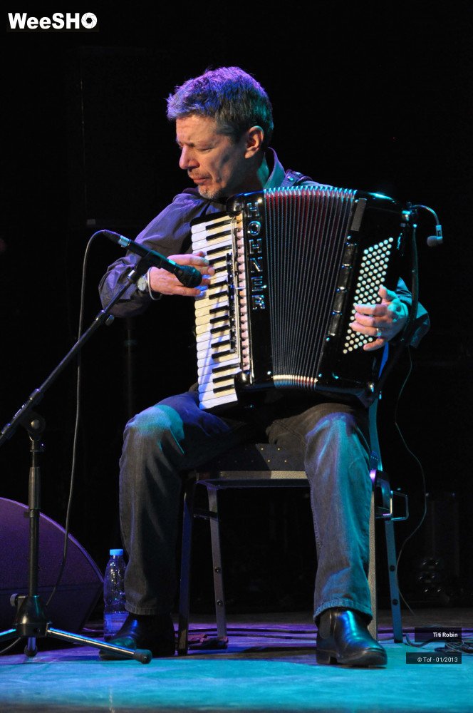 21/40 photos du spectacle Titi Robin