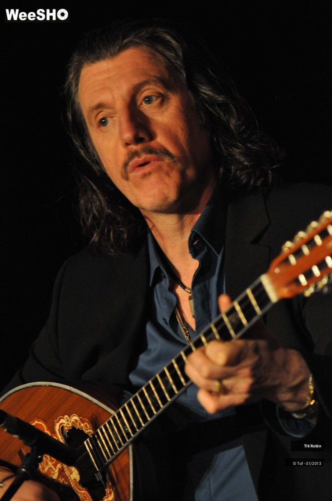 34/40 photos du spectacle Titi Robin