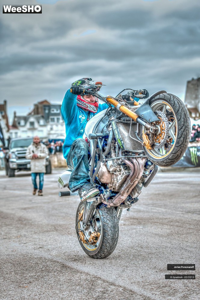 13/20 photos du spectacle Stunt Show