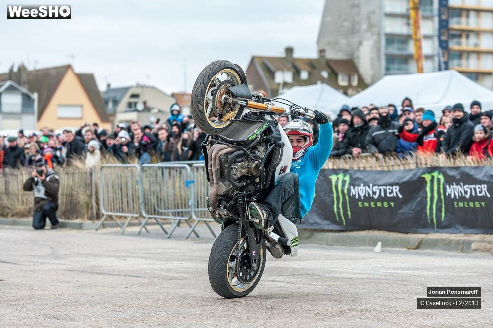 18/20 photos du spectacle Stunt Show