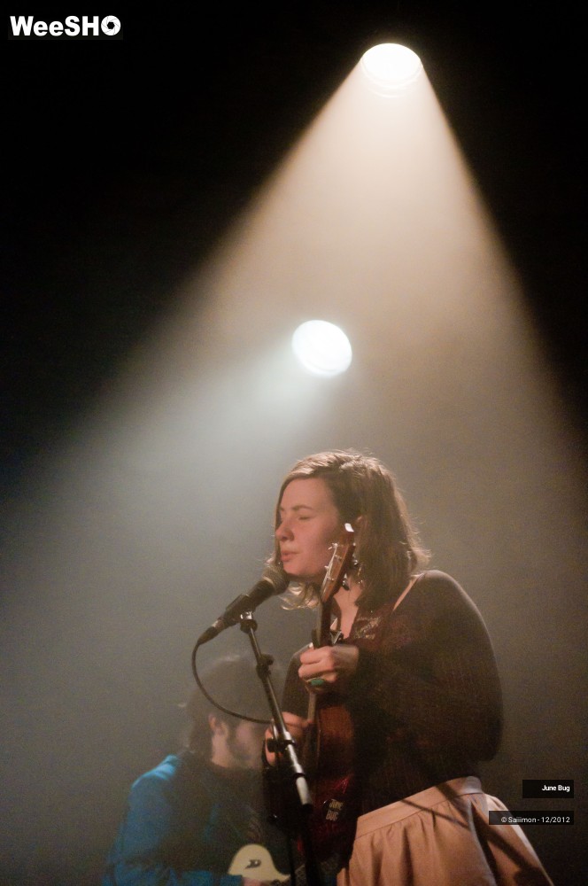 20/25 photos du spectacle June Bug