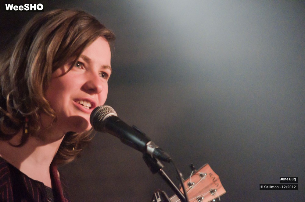 22/25 photos du spectacle June Bug
