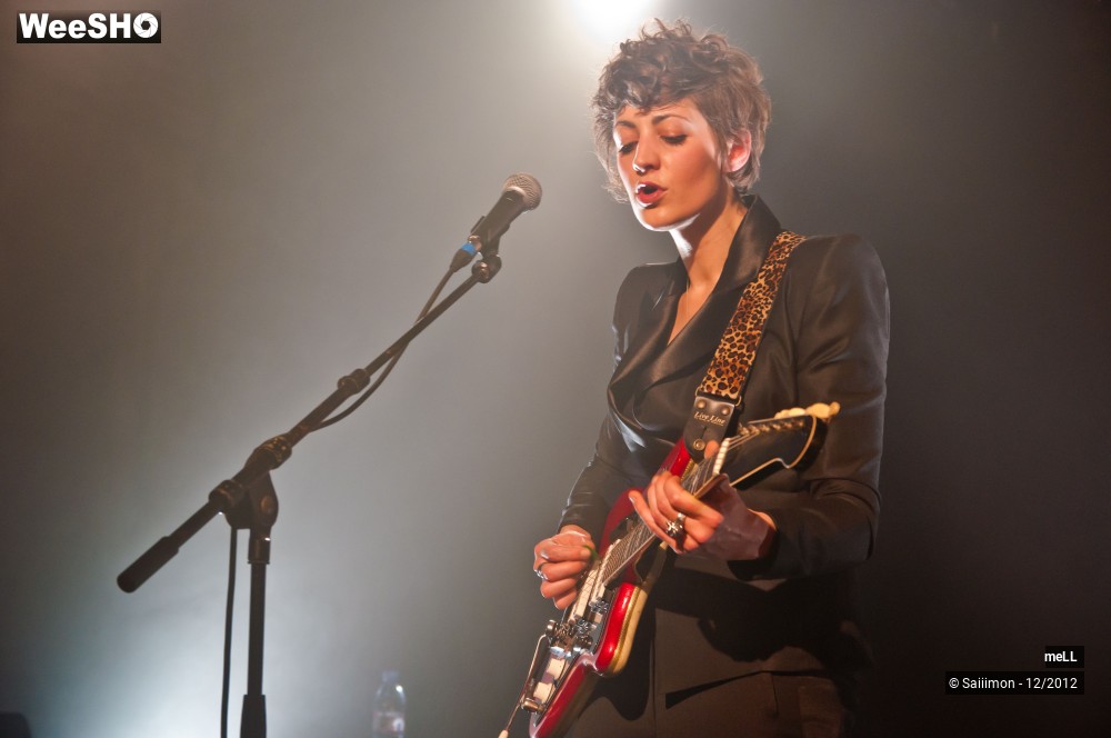 8/23 photos du spectacle meLL