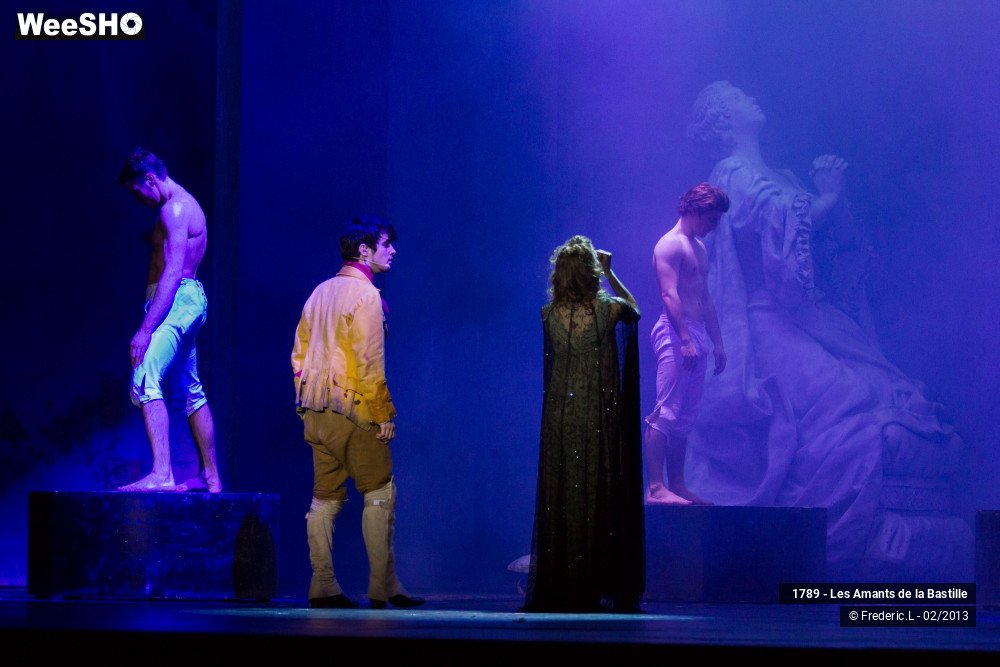 14/50 photos du spectacle 1789 - Les Amants de la Bastille