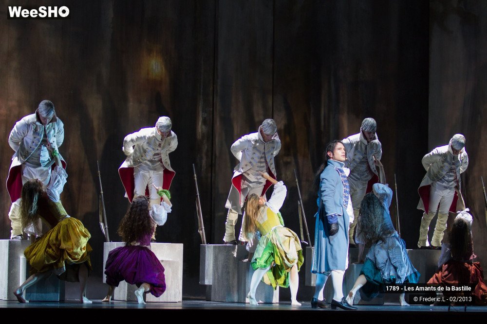 26/50 photos du spectacle 1789 - Les Amants de la Bastille