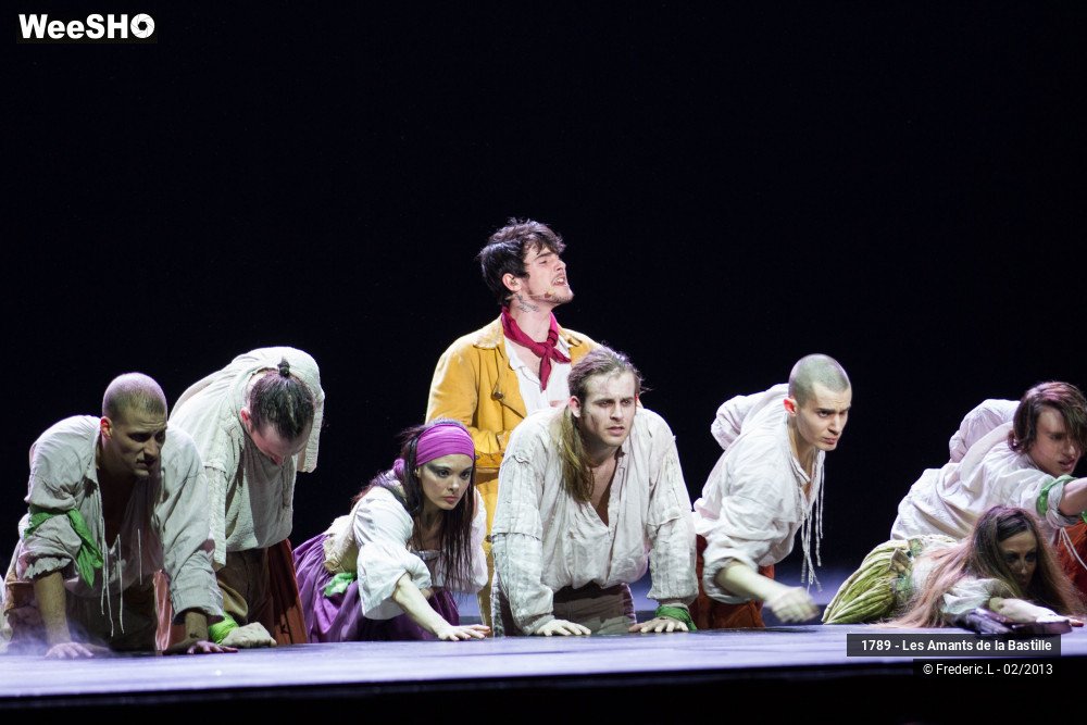33/50 photos du spectacle 1789 - Les Amants de la Bastille