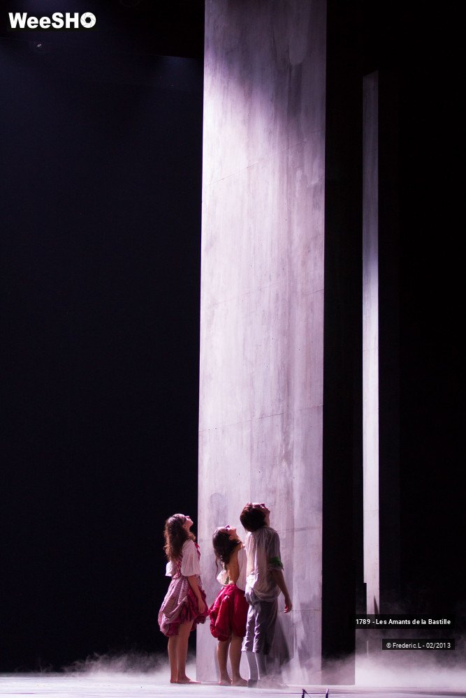 43/50 photos du spectacle 1789 - Les Amants de la Bastille