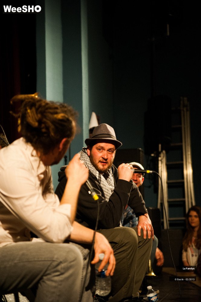 12/32 photos du spectacle La Familya