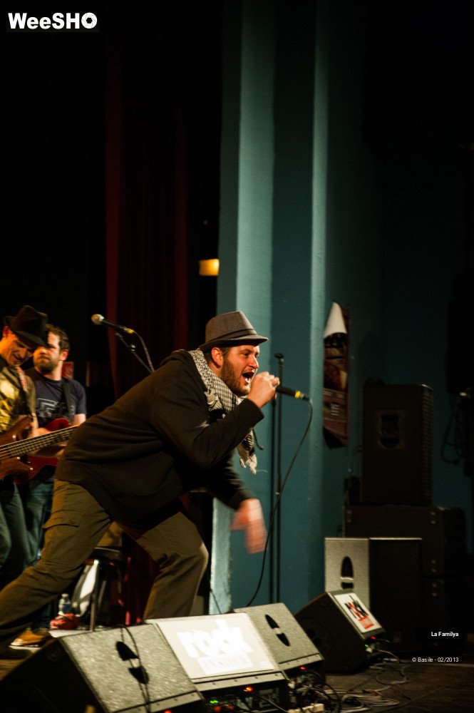 18/32 photos du spectacle La Familya