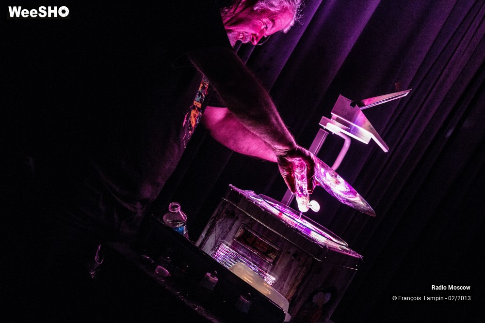 27/40 photos du spectacle Radio Moscow