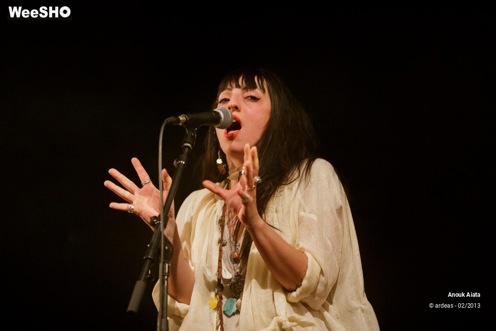 11/30 photos du spectacle Anouk Aiata
