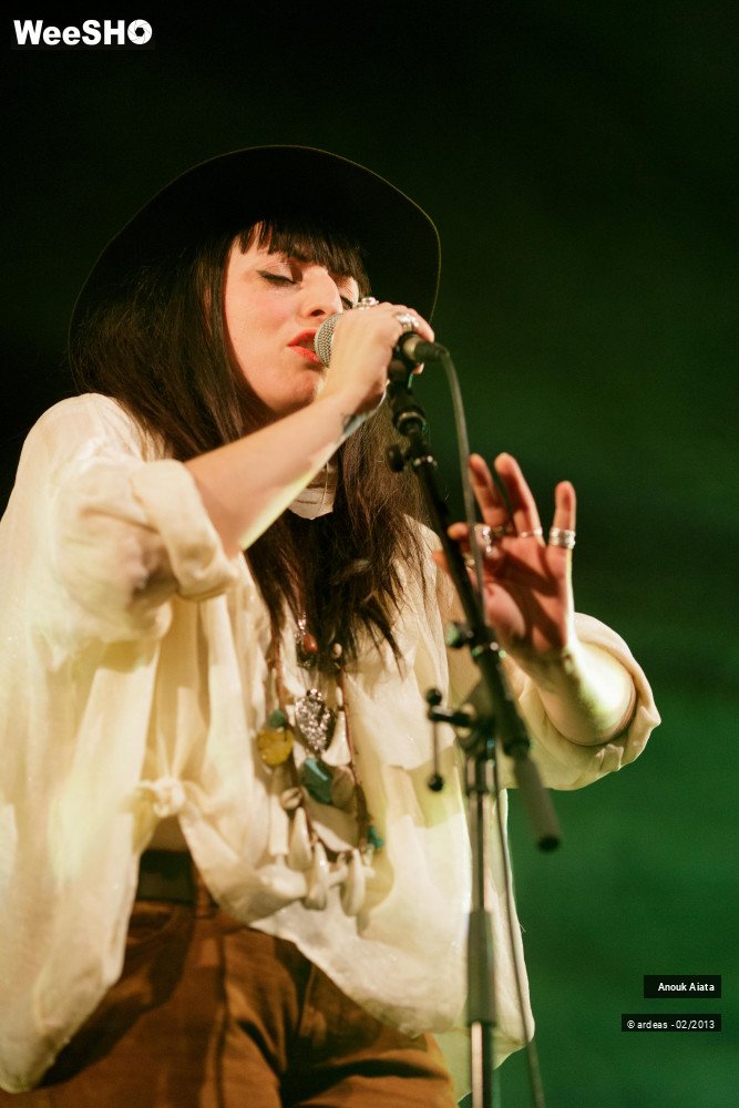 17/30 photos du spectacle Anouk Aiata