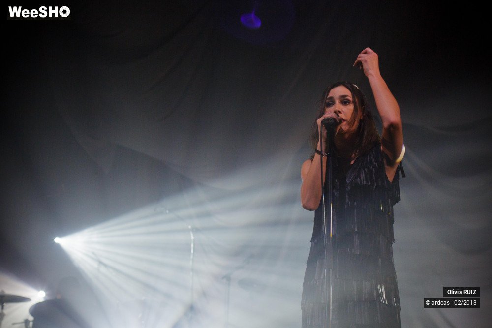 6/34 photos du spectacle Olivia Ruiz