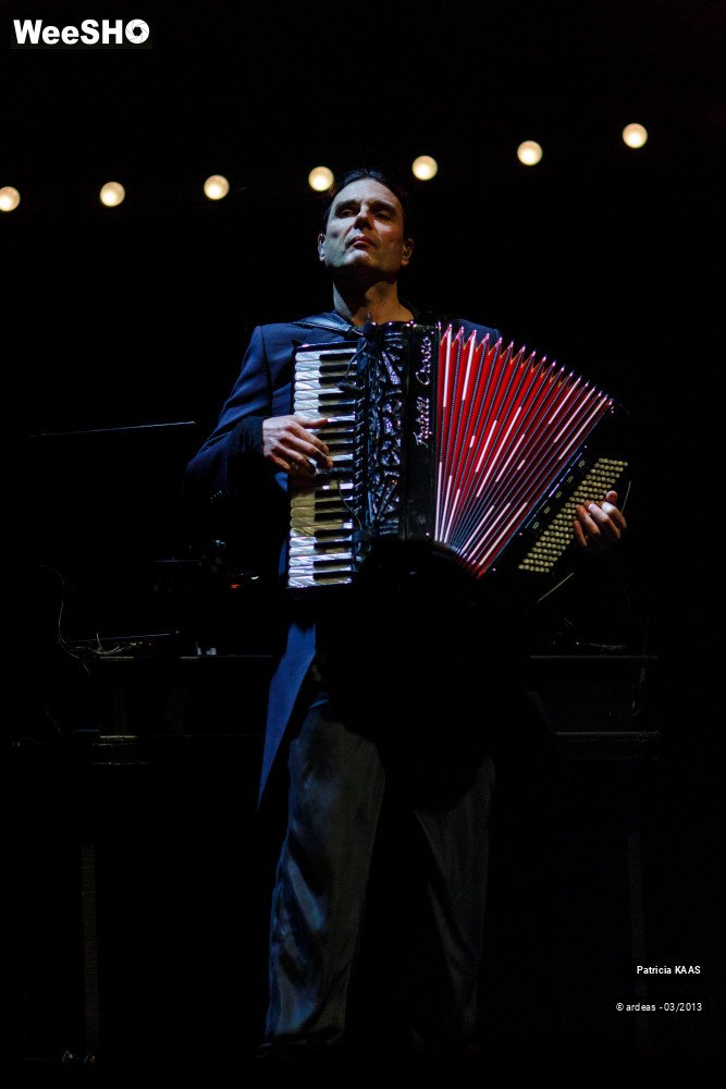 25/34 photos du spectacle Kaas chante Piaf