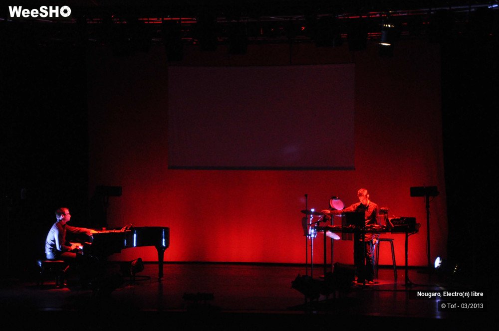 10/33 photos du spectacle Nougaro, Electro(n) libre