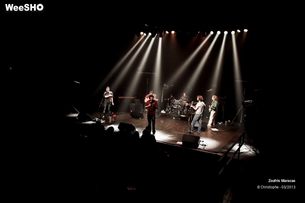 15/44 photos du spectacle Zoufris Maracas