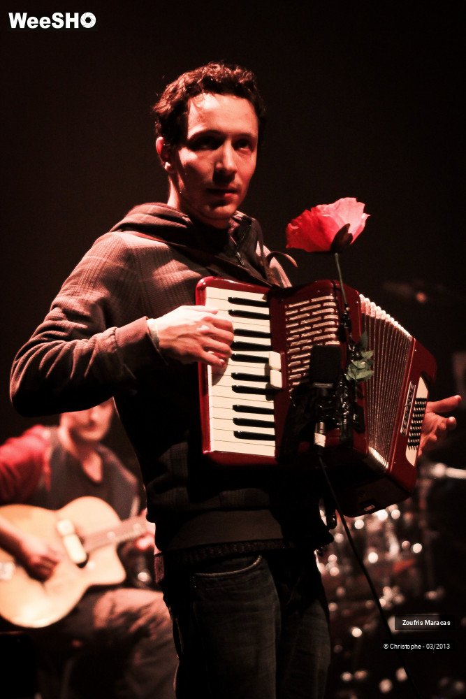 24/44 photos du spectacle Zoufris Maracas