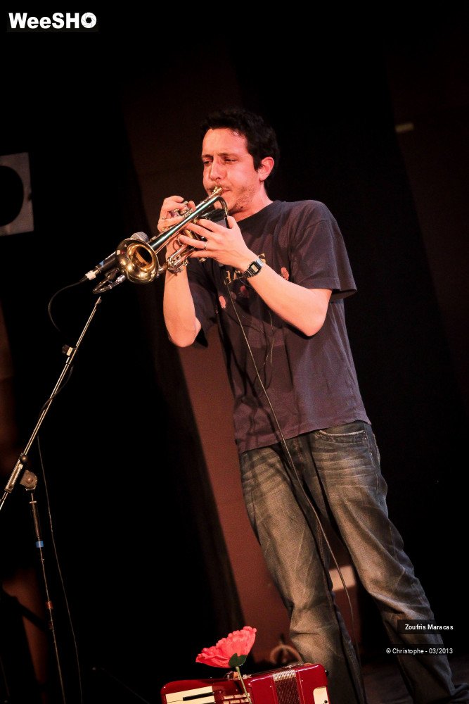 30/44 photos du spectacle Zoufris Maracas