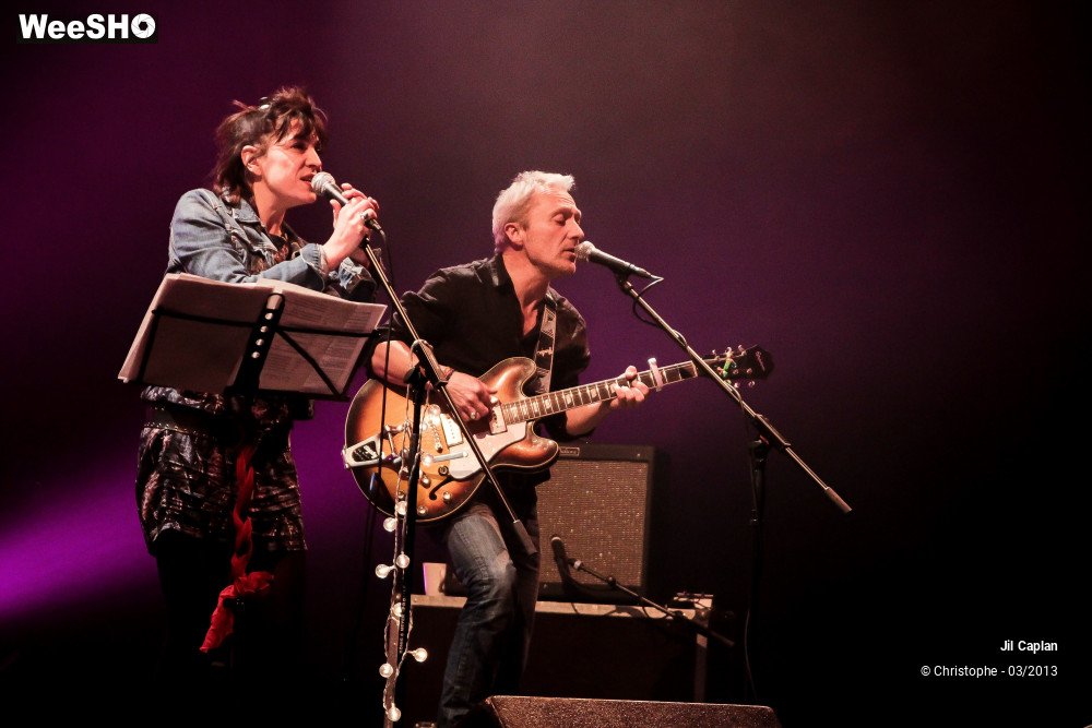 12/44 photos du spectacle Jil Caplan