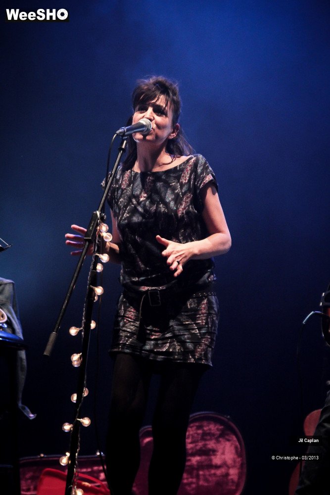27/44 photos du spectacle Jil Caplan