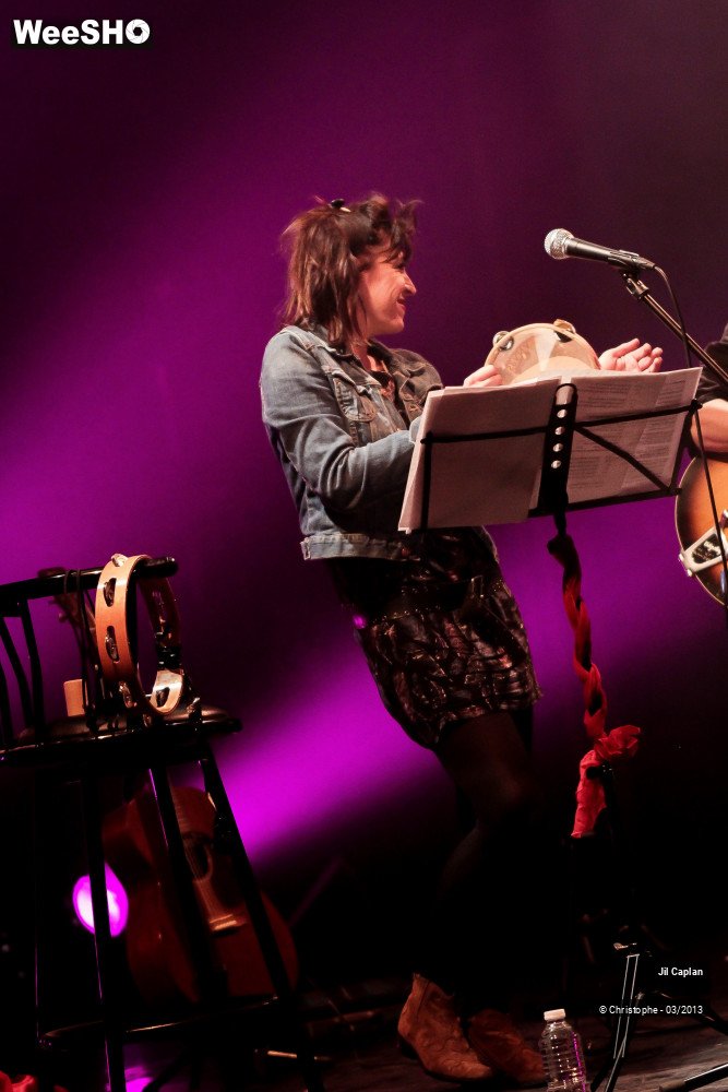30/44 photos du spectacle Jil Caplan