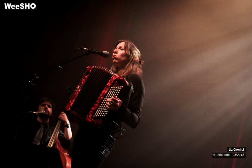 8/41 photos du spectacle Liz Cherhal