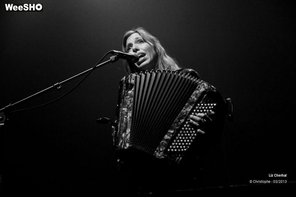 10/41 photos du spectacle Liz Cherhal