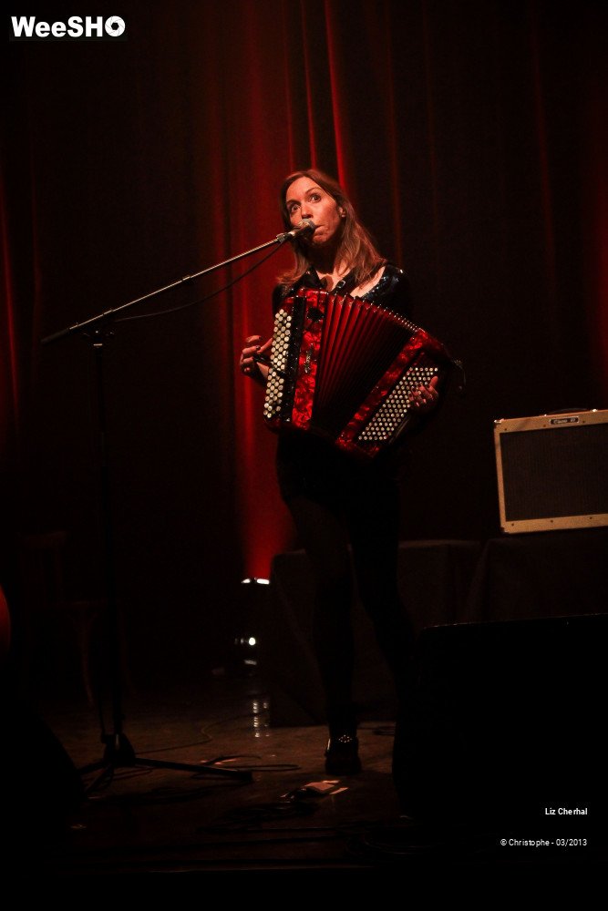 19/41 photos du spectacle Liz Cherhal