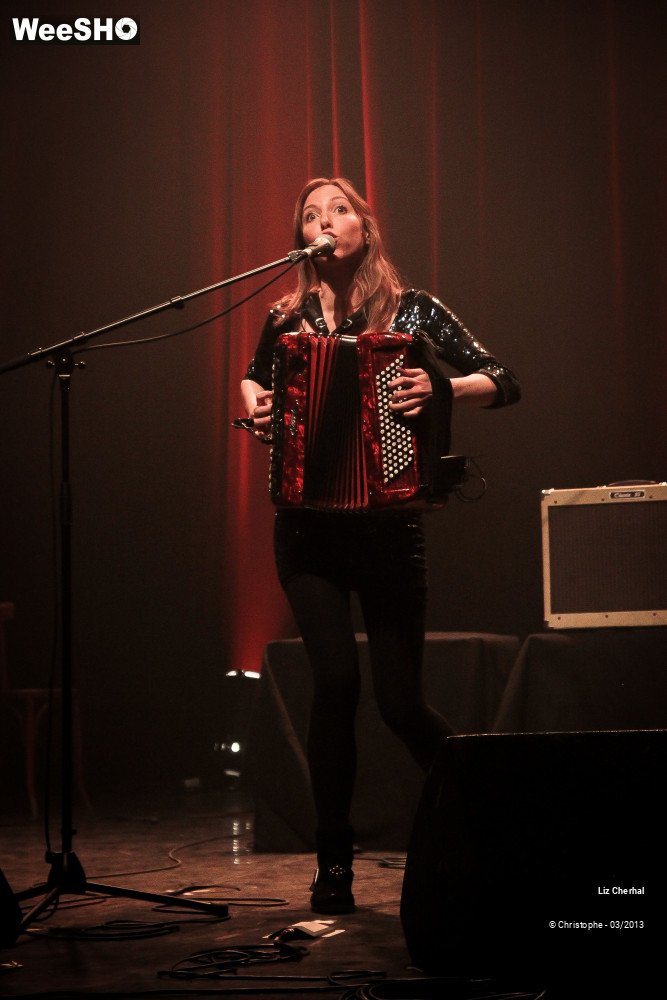 34/41 photos du spectacle Liz Cherhal