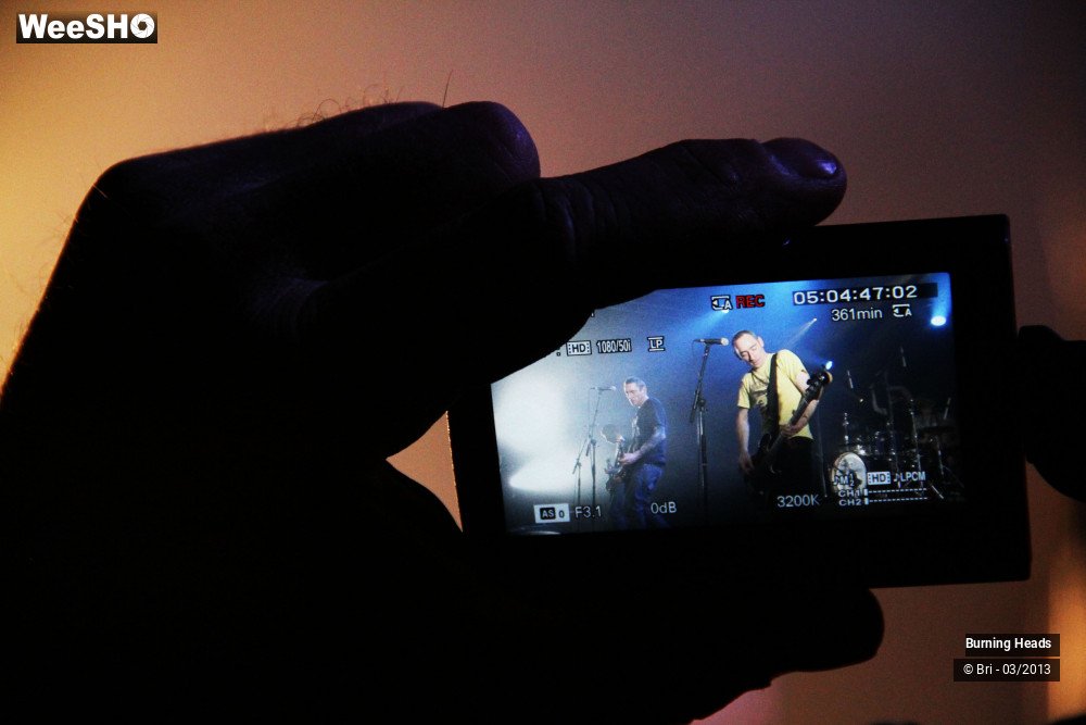 2/15 photos du spectacle Burning Heads